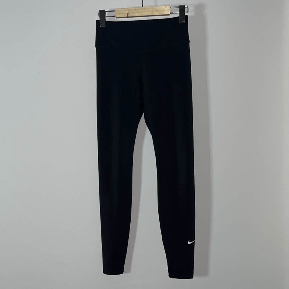 Nike sports leggings